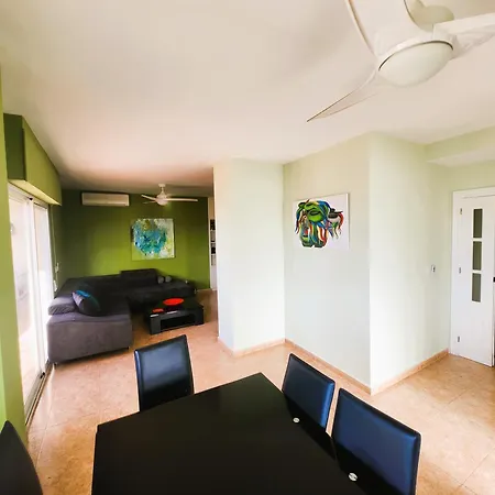 Apartment Atico Zona Veneziola, *